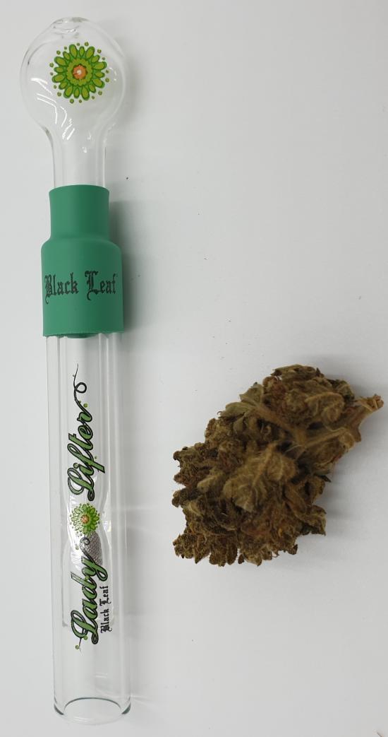 Ruční pyrex / vaporizér Black Leaf 